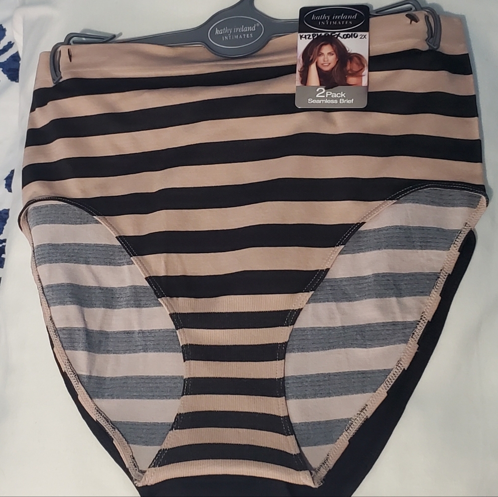 Kathy Ireland Brand Underwear Ladies Plus Panties - Taupe/Black